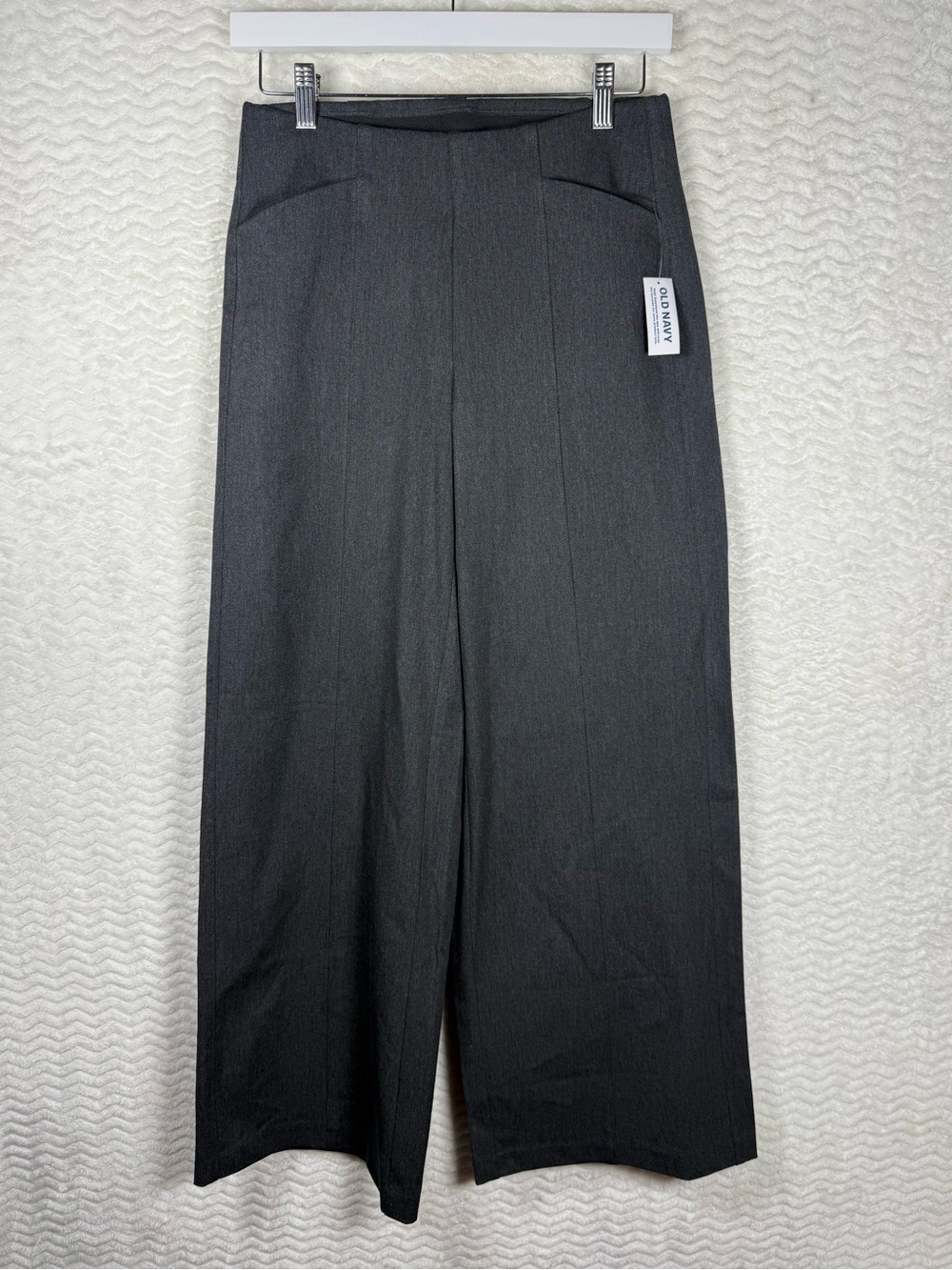 Old Navy Women’s Beautiful Charcoal Gray Dress Pants. Wide leg